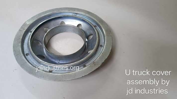 u truck cover assembly
